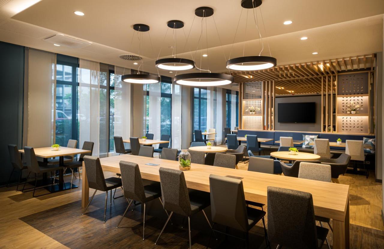 Holiday Inn Express - Rosenheim By Ihg ภายนอก รูปภาพ