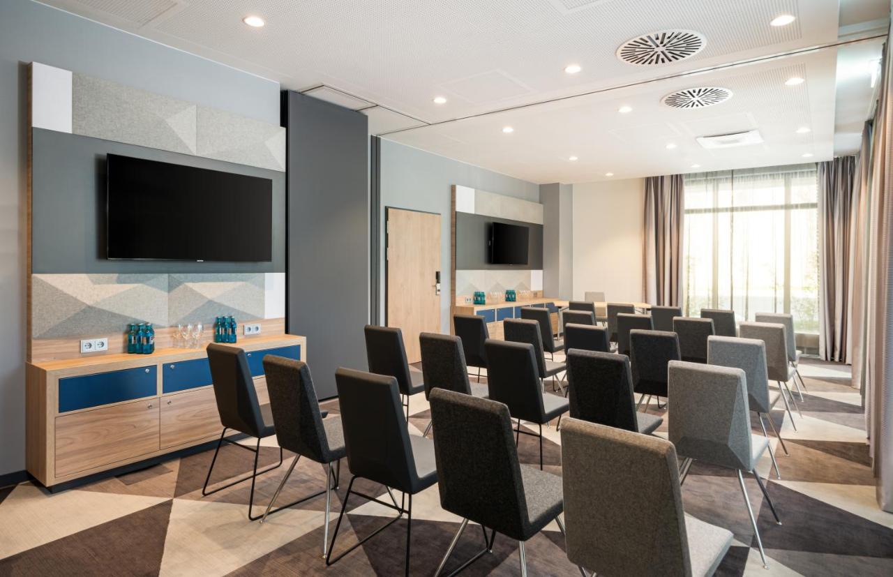 Holiday Inn Express - Rosenheim By Ihg ภายนอก รูปภาพ